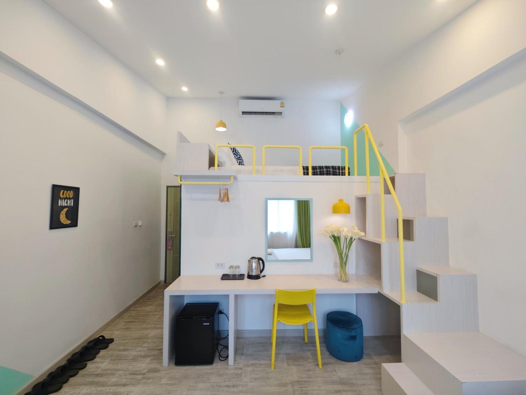 Ostay Asoke Bangkok Makkasan Esterno foto