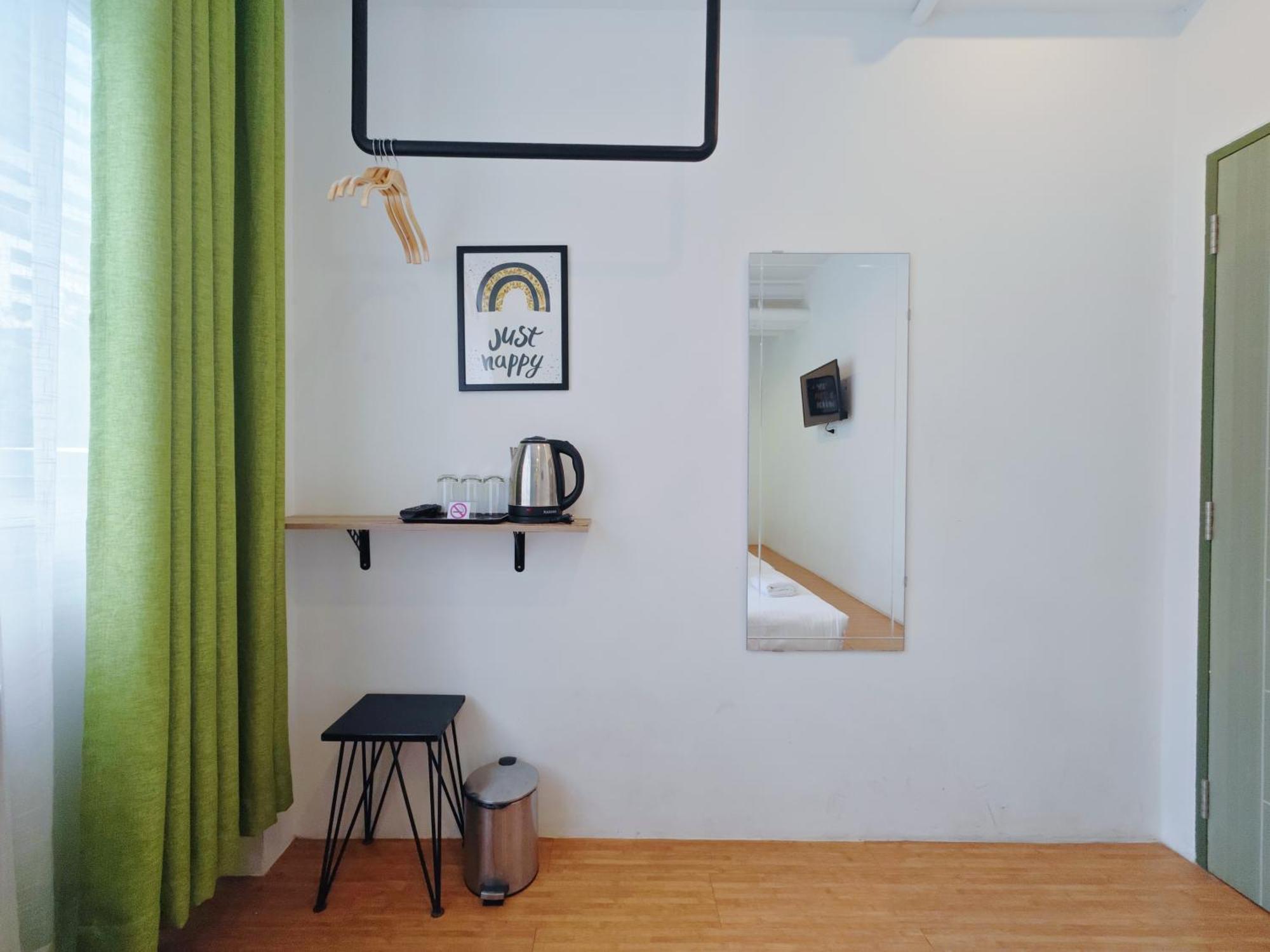Ostay Asoke Bangkok Makkasan Esterno foto